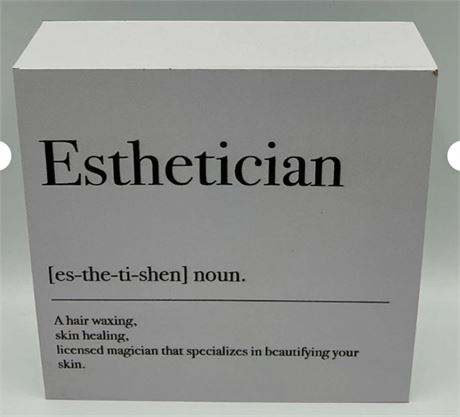 2 pcs Esthetician Sign Plaque D98214